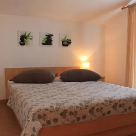 Apartment Petra